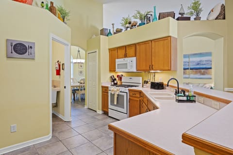 Large fully stocked kitchen with all the appliances and gadgets you'll need!