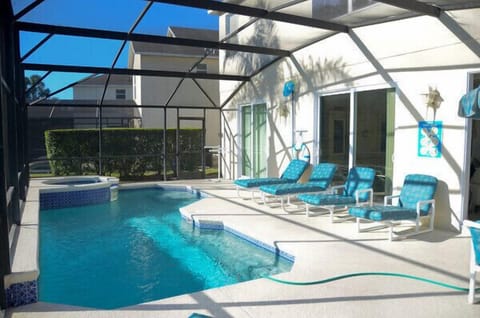 South Facing Lake Front Pool / SPA