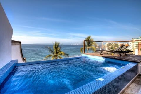Private pool
