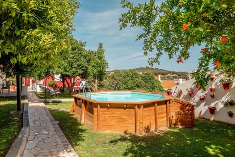 Common Garden and pool