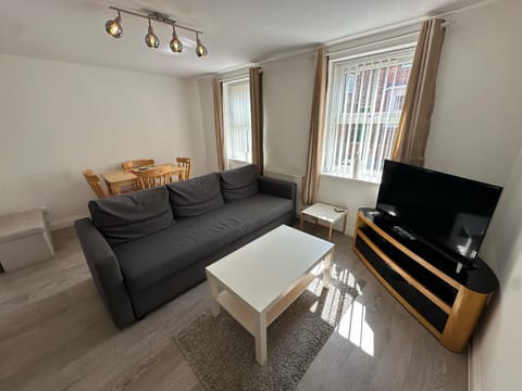 Living Room / Lounge
