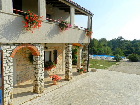 Haus Ana