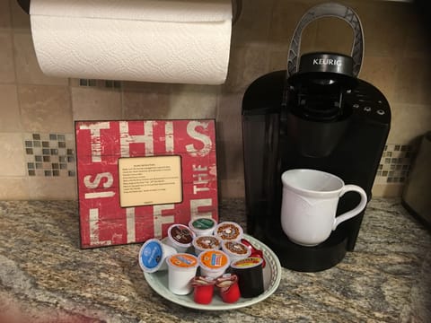 Keurig Coffee Maker with K-cups