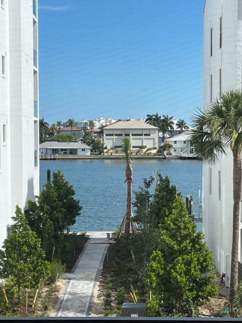 BAY VIEW FROM COMDO