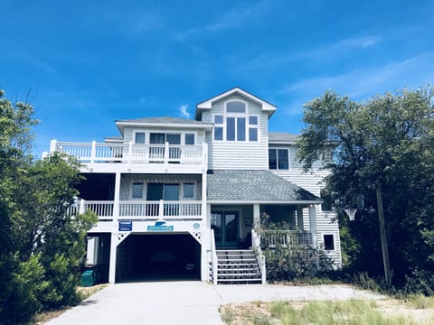 Serenity in Pine Island! New UPDATES to home & pool area. Only a few weeks left!