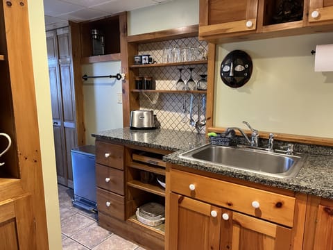 Well equipped kitchen.