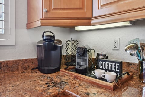 Keurig & Nespresso machine