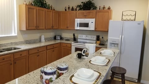 Breakfast Bar with Granite Counter Top