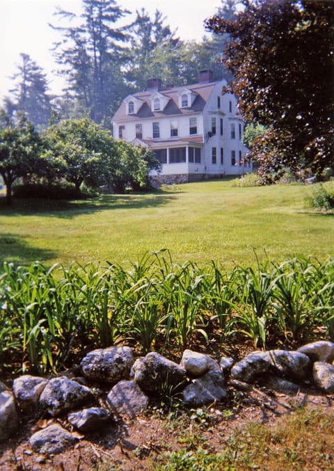 Hyde House in summer
Chocorua, New Hampshire
