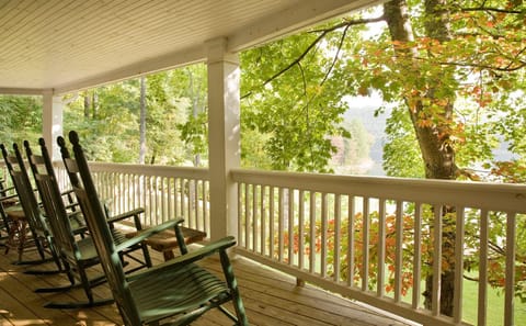 Deck with rocking chairs.