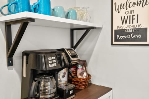 Coffee Station w/ Dual Brew