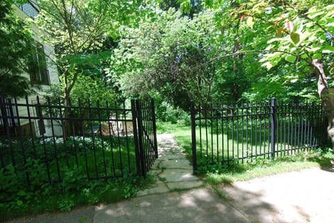 Private Entry to Apartment and Patio
