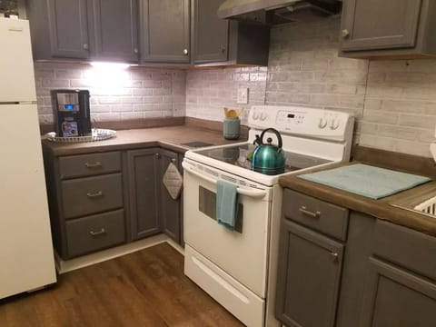 Kitchen equipped with full size appliances