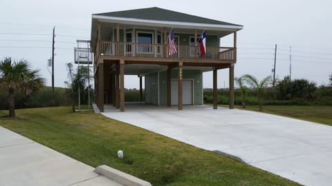 Front of beachhouse