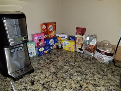 Coffee and tea amenities