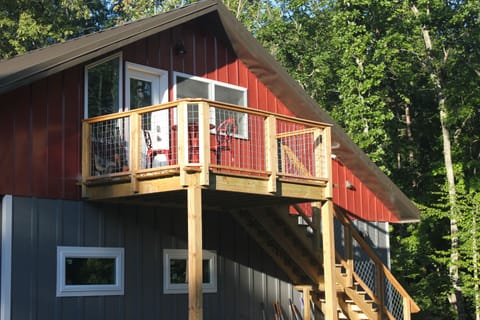 Private Entrance to the Loft Apartment and deck