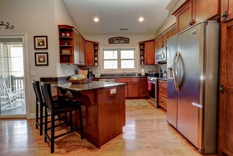 "Extremely clean and well-maintained rental." Toni M. 5/5 ★★★★★