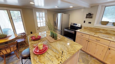 Large Island, LG Frig with Ice Maker, Custom Sinker Wood Cabinets