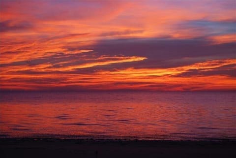 The beginning of another beautiful day on your vacation...