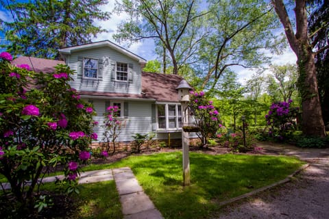 Rustic Elegance Near Ligonier Diamond