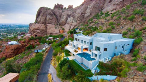 Birds eye view of this Scottsdale, AZ home on the mountainside w/ amazing views