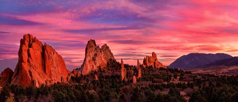 Garden of the Gods sunset -- 5 minutes away