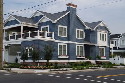 Ocean Paradise 300 East Fern Road, Wildwood Crest