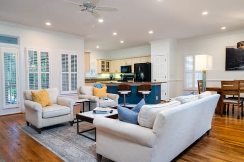 This home is great for families vacationing on Seabrook.