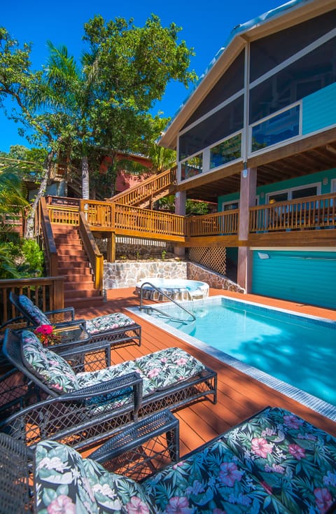 Private pool with soaking tub (not a hot tub)