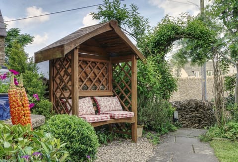 Bay Tree Cottage, Shipton-under-Wychwood: The perfect place to relax