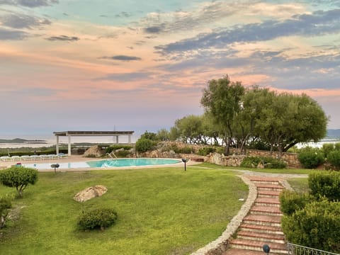 swimming-pool Area

