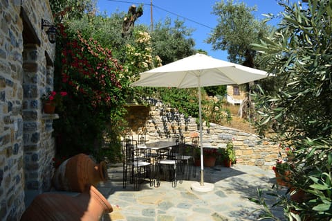 Al fresco dining