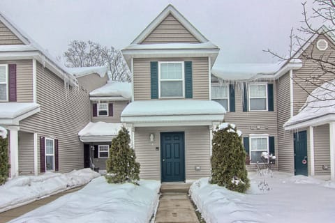 front entrance - This unit is an upper unit only with approximately 15 steps to reach the main living area.