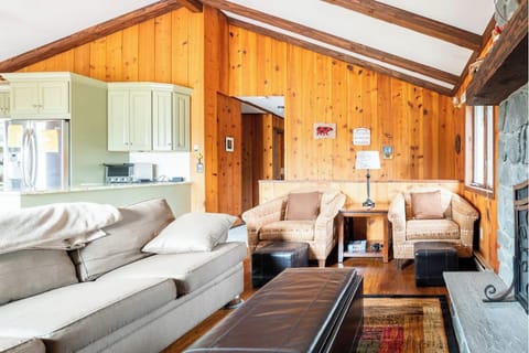 Cook, Dine, and Entertain all together in the open-plan Living/Dining area.