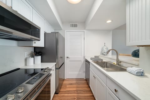 Fully stocked kitchen