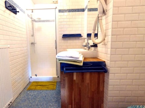 Chaque chambre a sa salle d'eau privée