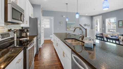 Little Bird's Nest Kitchen