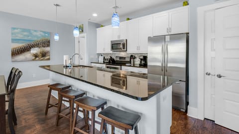 Little Bird's Nest Kitchen