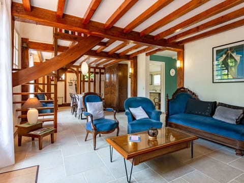 Furniture, Table, Property, Wood, Interior Design, Comfort, Chair, Building, Floor, Living Room