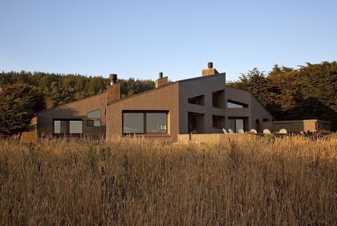 Renowned architect Elee Tsai designed this gorgeous homeknown as Vista Del Mar