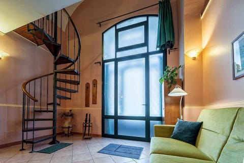 Living room,Seating area