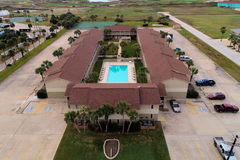 Outdoors - Welcome to The Courtyard!!