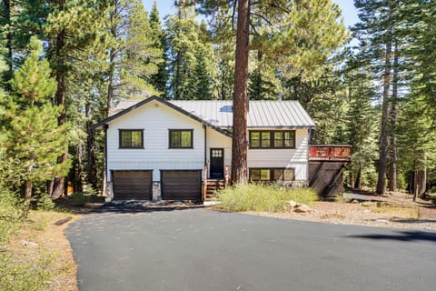 Truckee Vacation Rental | 3BR | 3BA | Stairs Required | 1,900 Sq Ft