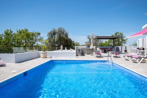 Swimming pool size 10 x 5 , heated upon request