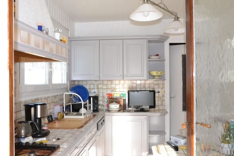 Kitchen with everything you need