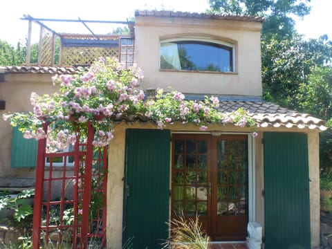 Gîte terrace