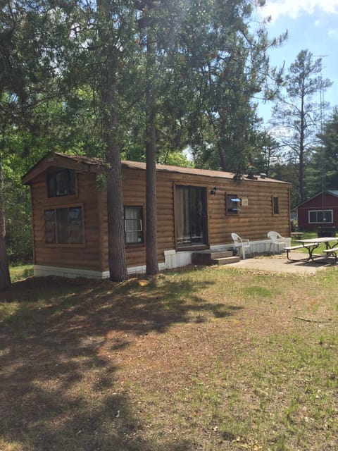 Cabin 1, 3 bedrooms