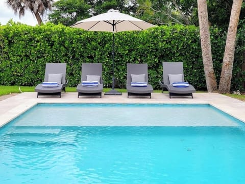 What are you waiting for... book now!