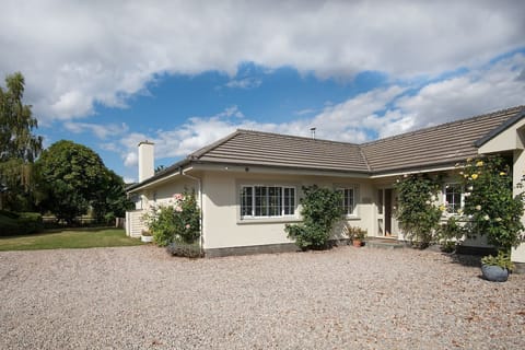 The Laurels - exterior view