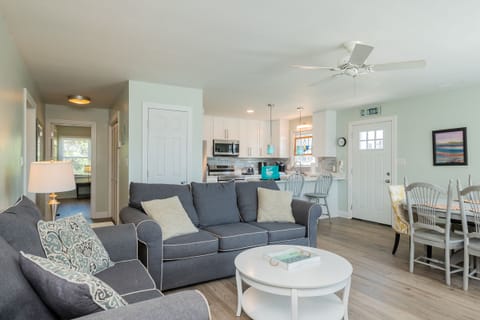 Living Area - West